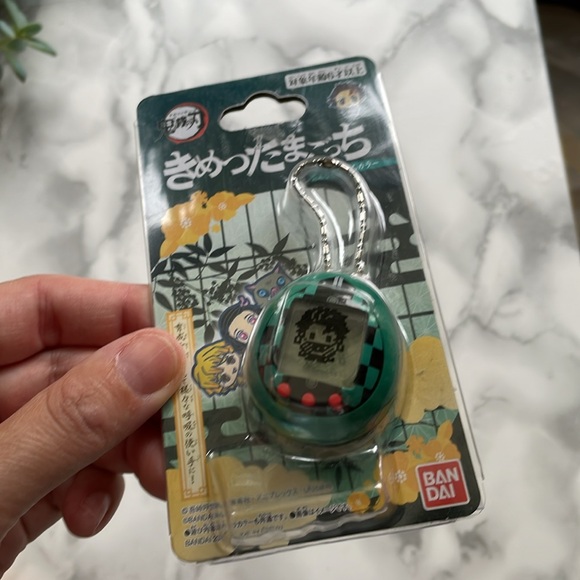 Tamagotchi Nano x Demon Slayer - Tanjirotchi (Japanese Version) TESTED - Picture 2 of 7